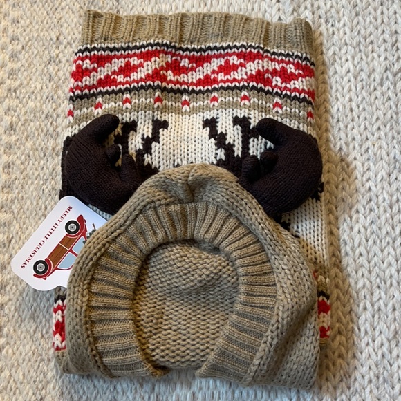 Dog Sweater with Antler Hood. S - Picture 2 of 9